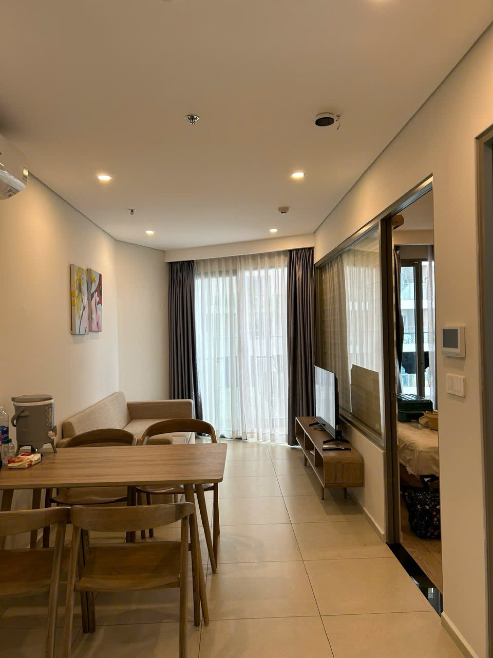 Cần chuyển nhượng căn 2PN The Sóng tầng cao giá chỉ 2 tỷ 3 bao phí