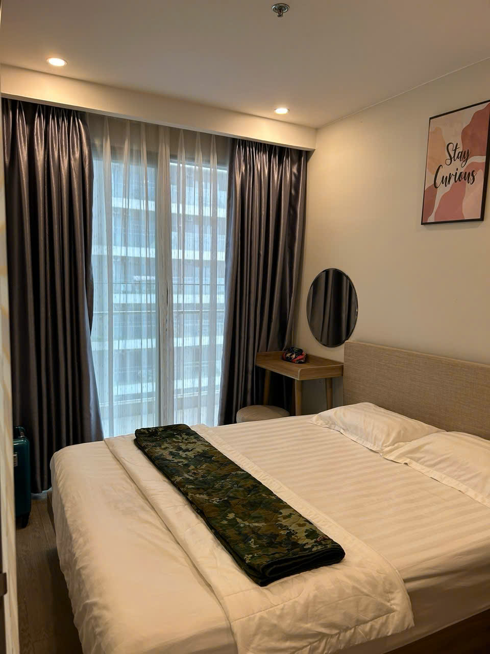 Cần chuyển nhượng căn 2PN The Sóng tầng cao giá chỉ 2 tỷ 3 bao phí