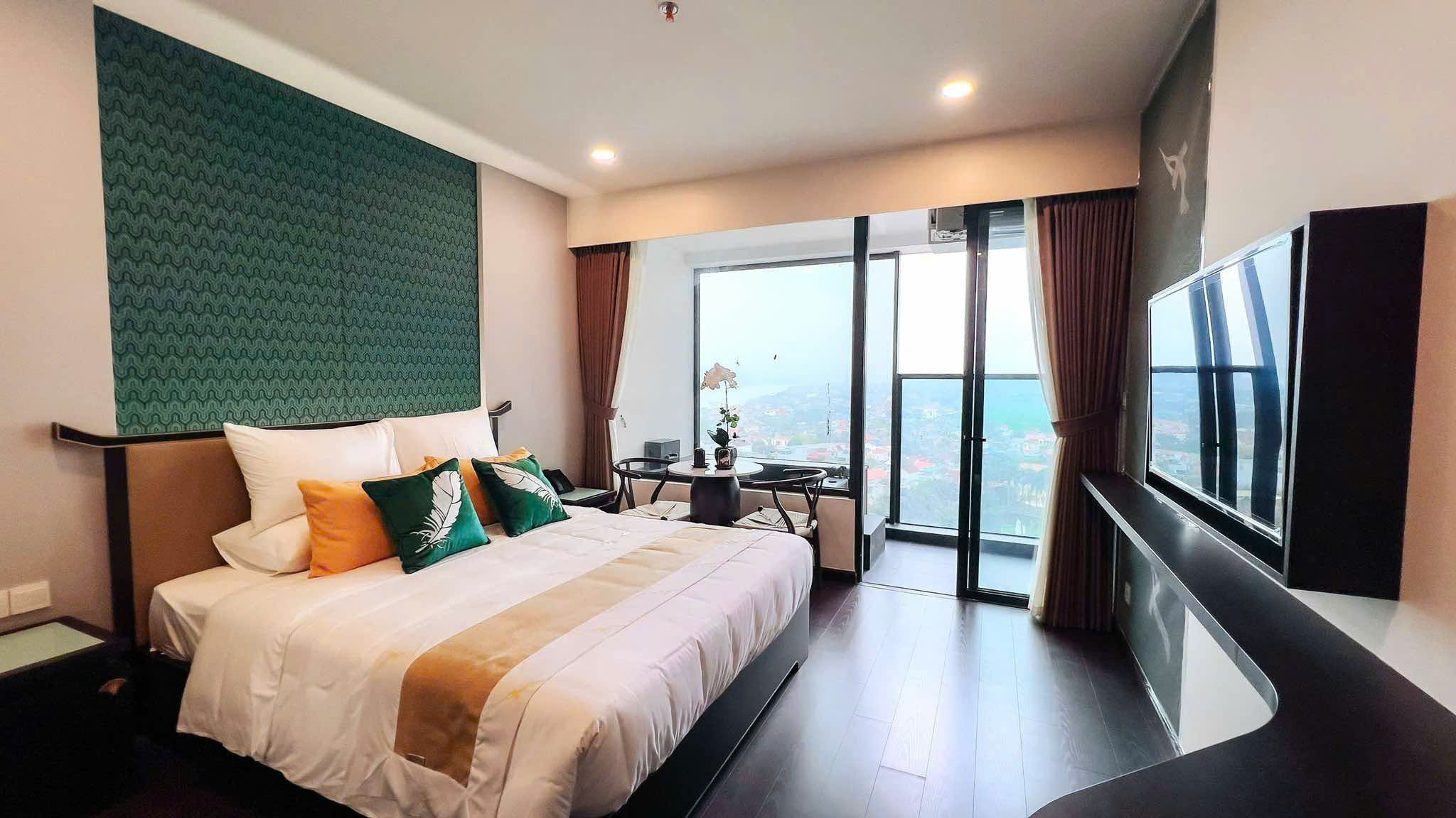 Bán căn studio Wyndham Thanh Thủy tầng cao giá 840 triệu bao phí